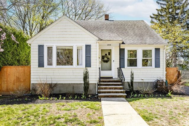 7 Linden Rd, Peabody, MA 01960