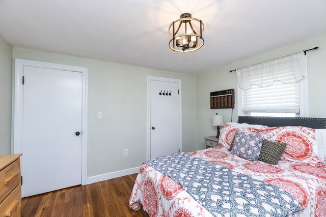 7 Linden Rd, Peabody, MA 01960