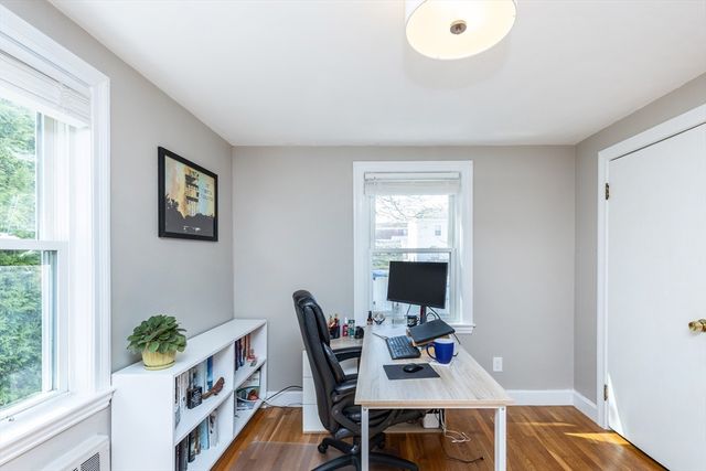 7 Linden Rd, Peabody, MA 01960