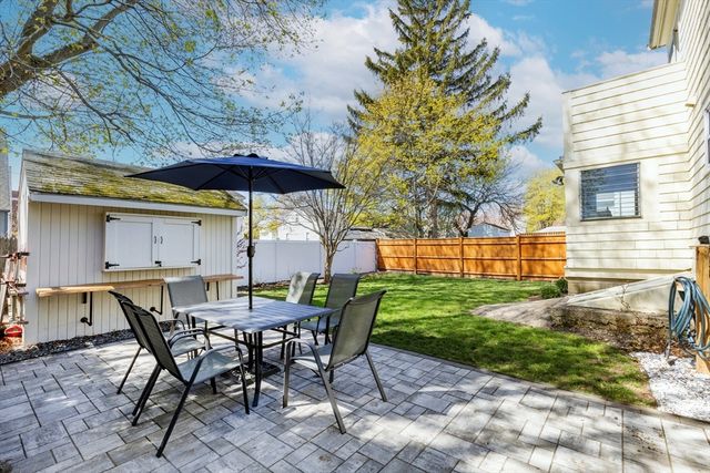 7 Linden Rd, Peabody, MA 01960