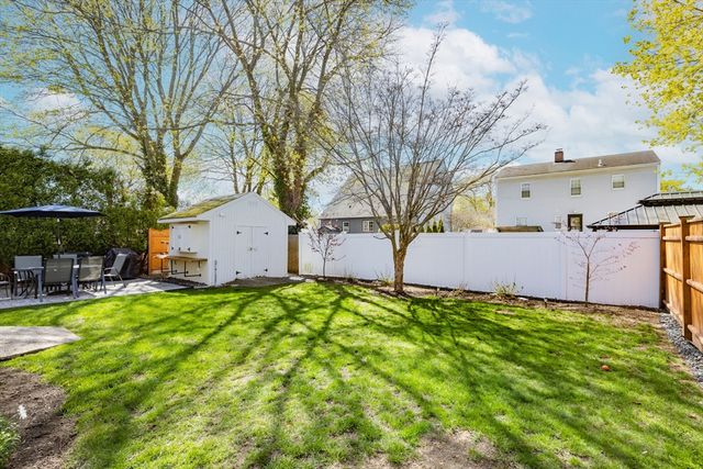 7 Linden Rd, Peabody, MA 01960