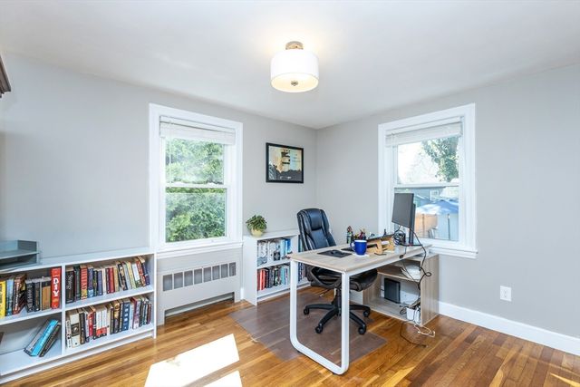 7 Linden Rd, Peabody, MA 01960