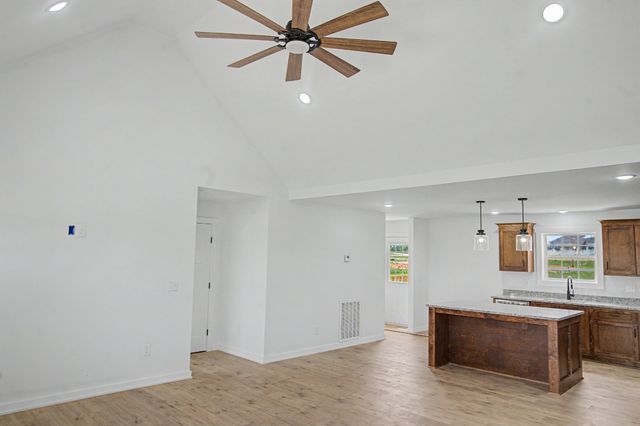 308 Irene Court, Lafayette, TN 37083
