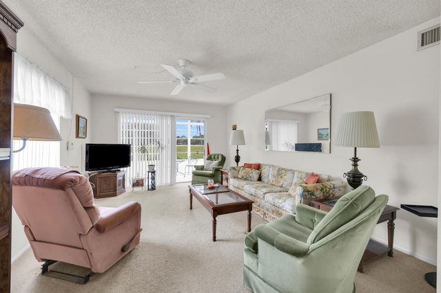 1225 NW 21st Street 15-1502, Stuart, FL 34994