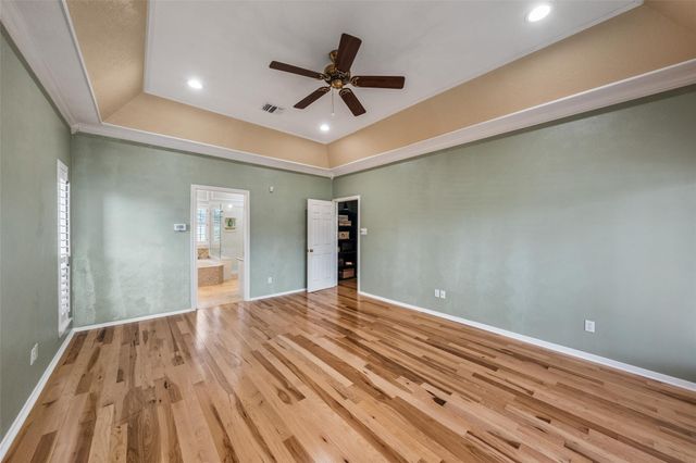 12498 Lake Vista Drive, Willis, TX 77318