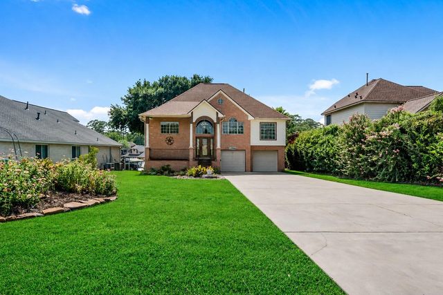 12498 Lake Vista Drive, Willis, TX 77318