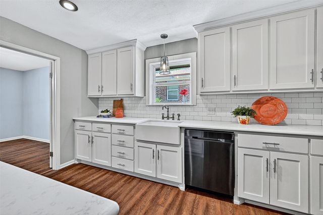 1817 Skyline Drive, Sherman, TX 75092