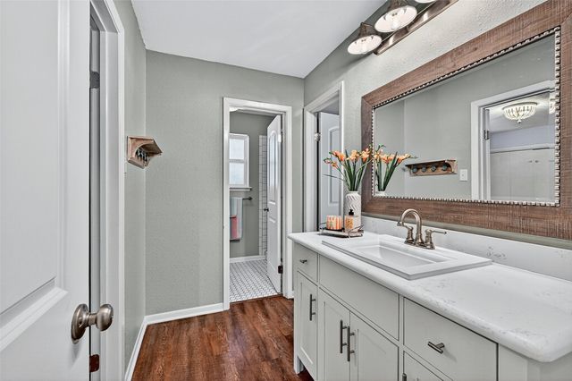1817 Skyline Drive, Sherman, TX 75092