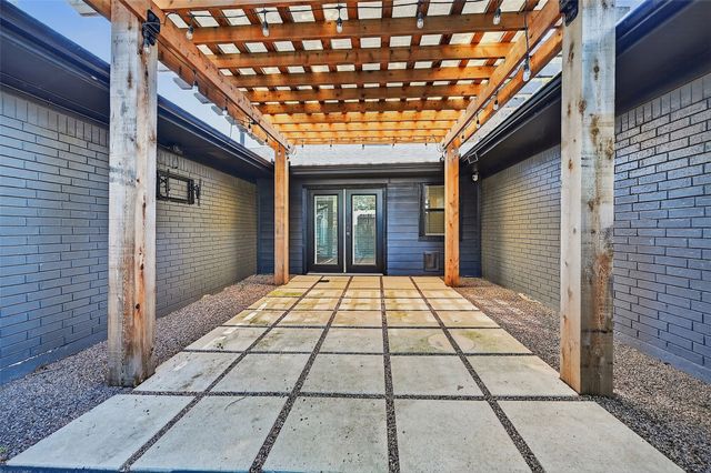 1817 Skyline Drive, Sherman, TX 75092