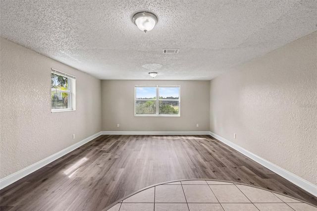 3805 MCINTOSH ROAD, Dover, FL 33527