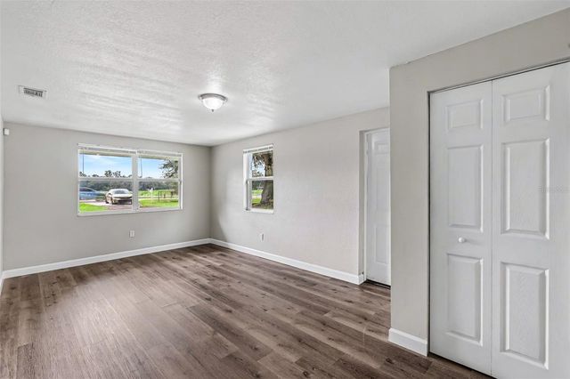 3805 MCINTOSH ROAD, Dover, FL 33527