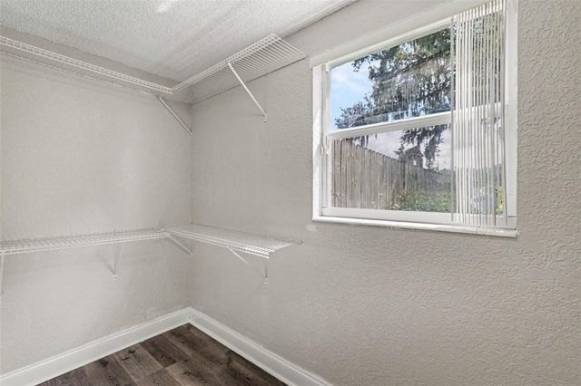 3805 MCINTOSH ROAD, Dover, FL 33527