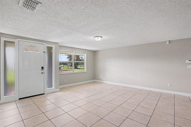 3805 MCINTOSH ROAD, Dover, FL 33527