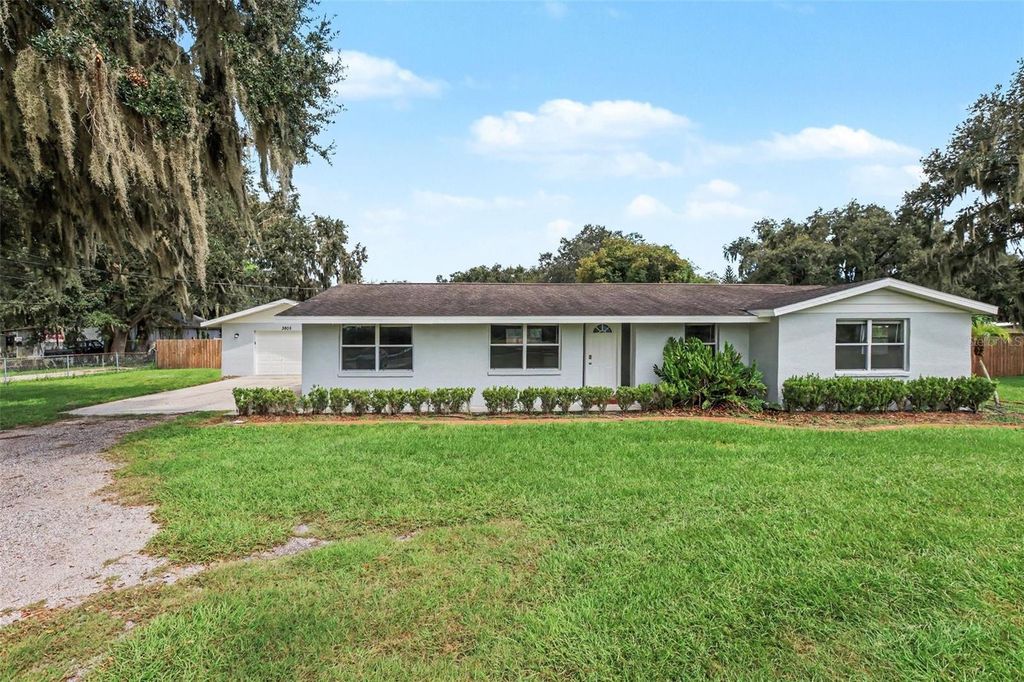 3805 MCINTOSH ROAD, Dover, FL 33527