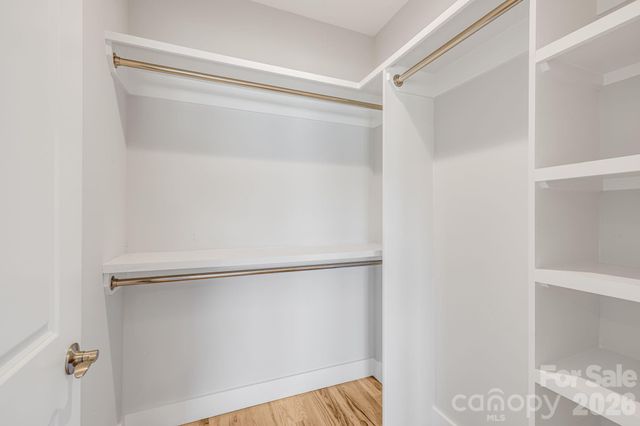 215 Oak Meadow Lane, Asheville, NC 28804