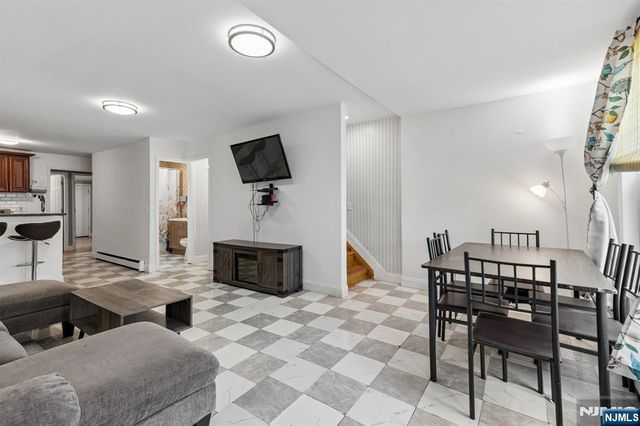 66 Oak Avenue, Irvington, NJ 07111