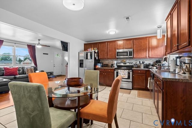 3120 Glenoa Rd, Henrico, VA 23223