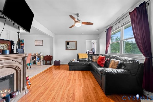 3120 Glenoa Rd, Henrico, VA 23223