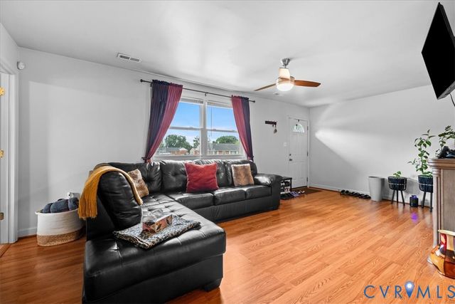 3120 Glenoa Rd, Henrico, VA 23223