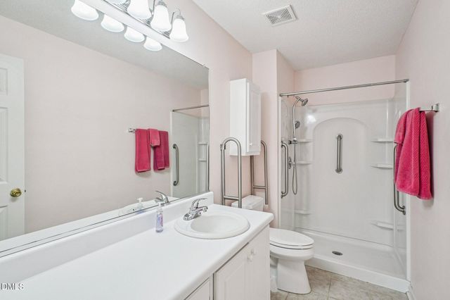 2431 Moran Street Apt B, Burlington, NC 27215