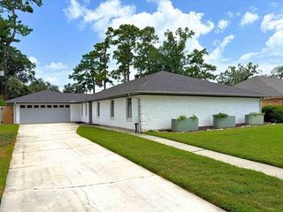 210 Leaflet Lane, Spring, TX 77388