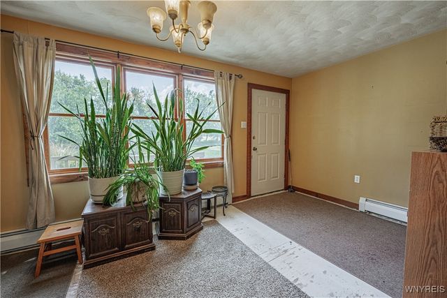 2643 County Line Road, Ridgeway, NY 14103