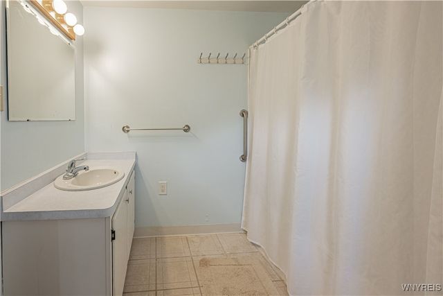 2643 County Line Road, Ridgeway, NY 14103