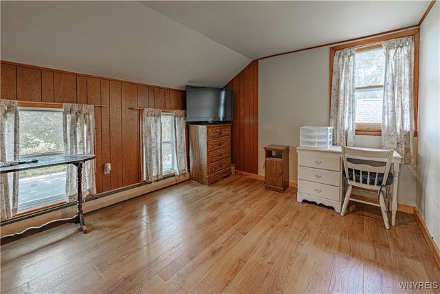 2643 County Line Road, Ridgeway, NY 14103