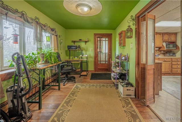 2643 County Line Road, Ridgeway, NY 14103