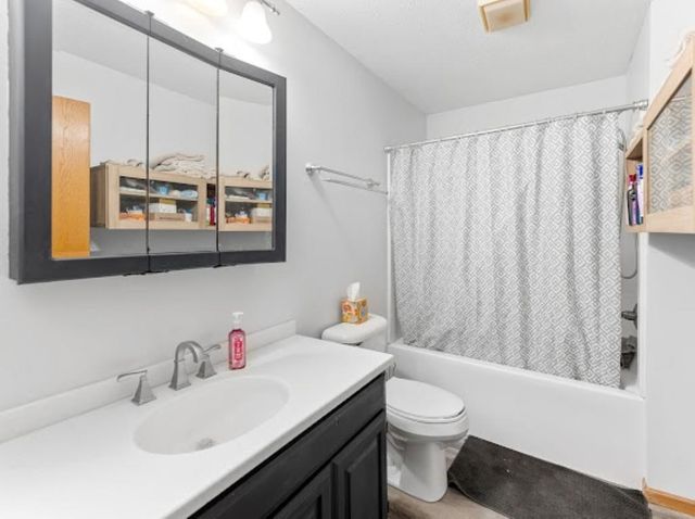 1304 Sequoia Dr., Salina, KS 67401