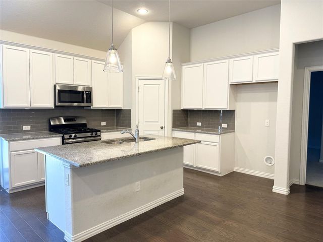 716 Monarch Lane, Celina, TX 75009