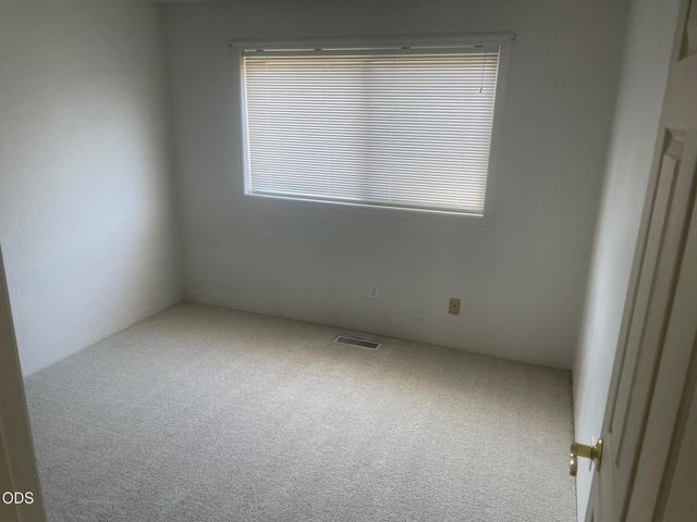 1141 N Modoc Avenue, Medford, OR 97504