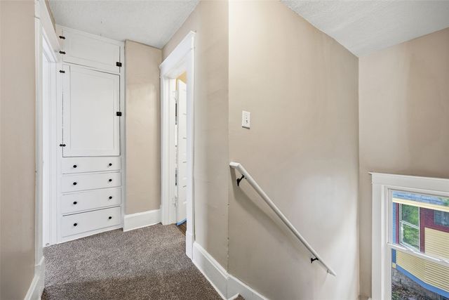 1825 5 Avenue SE, Cedar Rapids, IA 52403