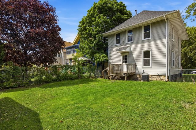 1825 5 Avenue SE, Cedar Rapids, IA 52403