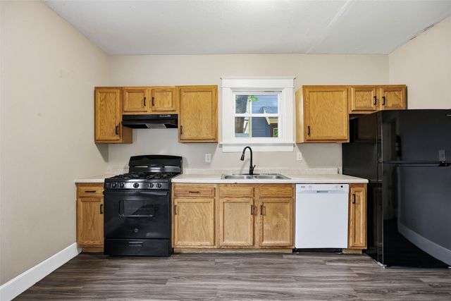 1825 5 Avenue SE, Cedar Rapids, IA 52403