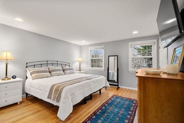 37 Standish Rd, Needham, MA 02492