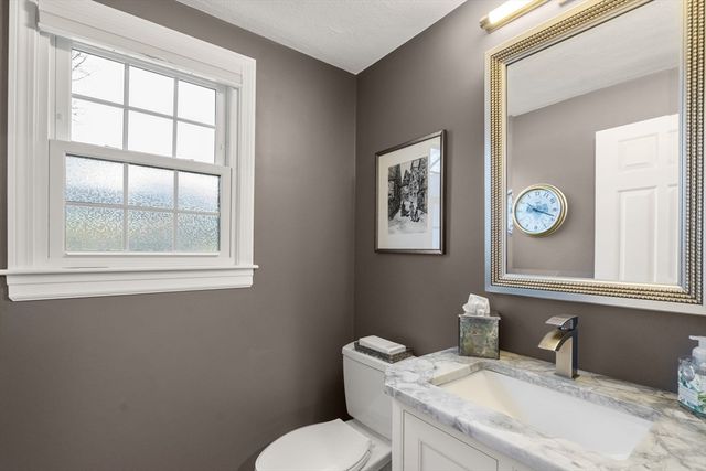 37 Standish Rd, Needham, MA 02492