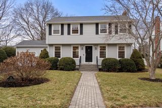 37 Standish Rd, Needham, MA 02492