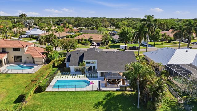 12725 KINGSWAY Road, Wellington, FL 33414
