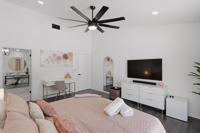 12725 KINGSWAY Road, Wellington, FL 33414