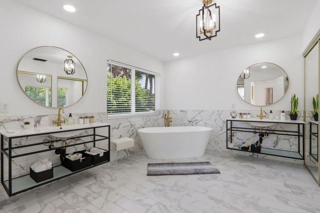 12725 KINGSWAY Road, Wellington, FL 33414