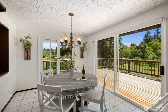704 N Machias Rd, Lake Stevens, WA 98258