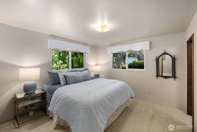 704 N Machias Rd, Lake Stevens, WA 98258