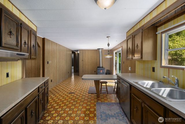 704 N Machias Rd, Lake Stevens, WA 98258