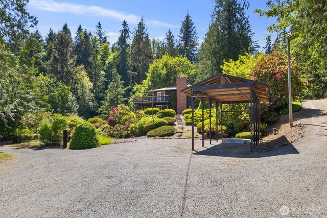 704 N Machias Rd, Lake Stevens, WA 98258
