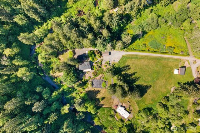 704 N Machias Rd, Lake Stevens, WA 98258