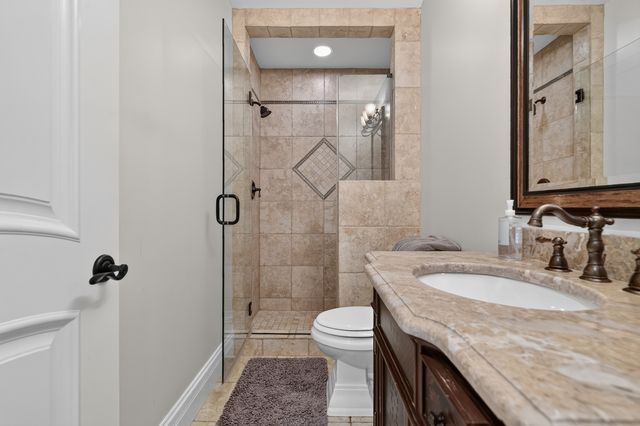 239 N Highland Avenue, Elmhurst, IL 60126