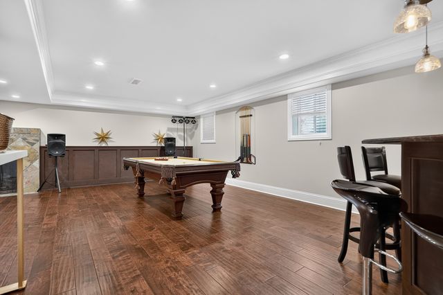 239 N Highland Avenue, Elmhurst, IL 60126