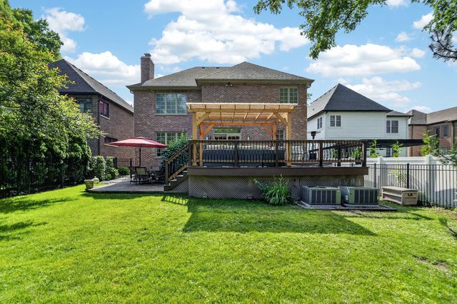 239 N Highland Avenue, Elmhurst, IL 60126
