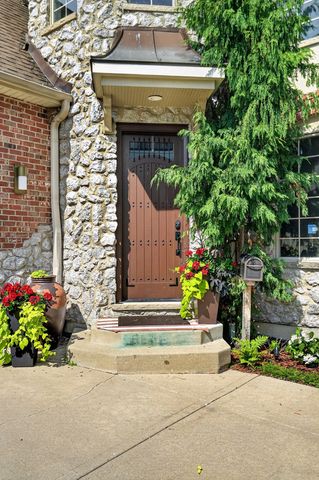 239 N Highland Avenue, Elmhurst, IL 60126